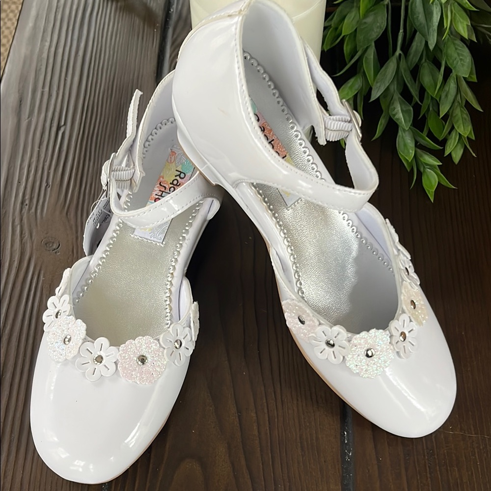 Rachel Shoes white patent leather dress shoes